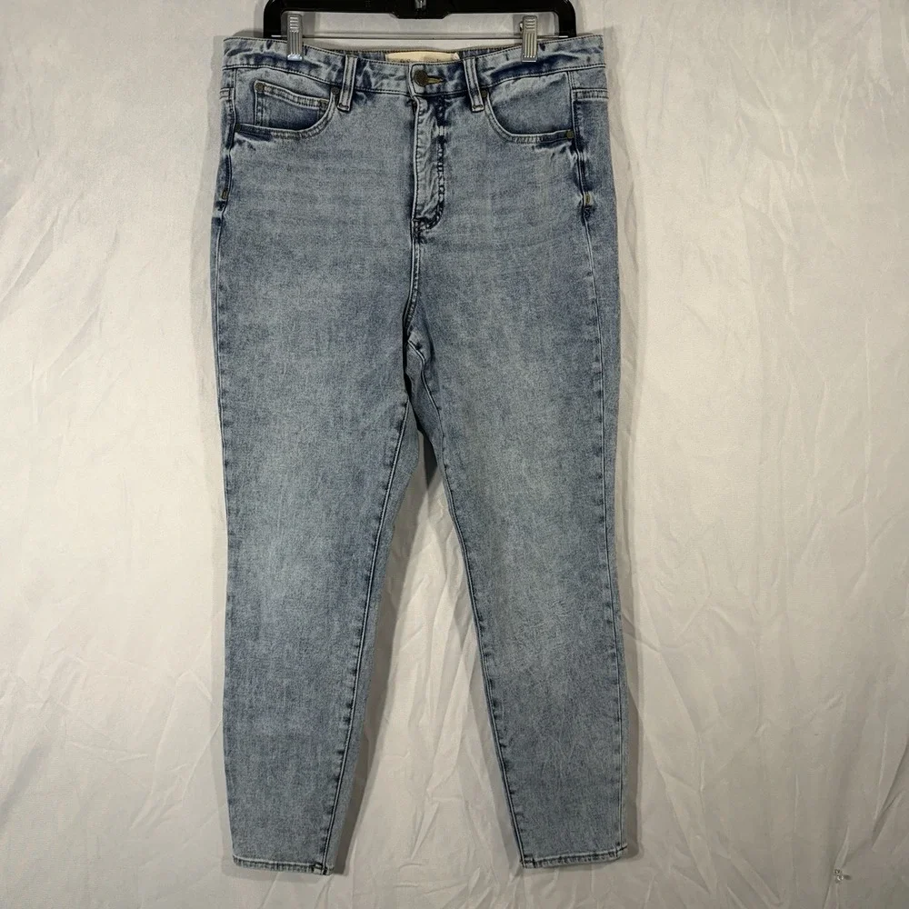 Soft Surrounding Blue Acid Wash Denim  Jeans Size‎ 14 Tapered Stretch Comfort